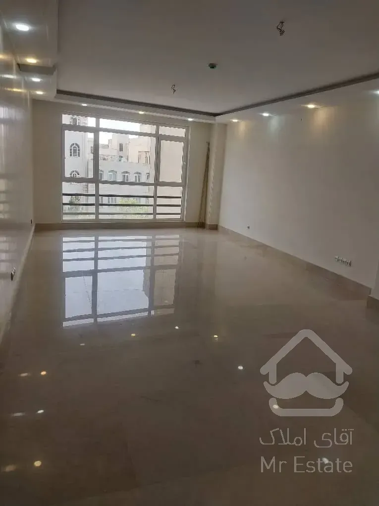 فروش آپارتمان ۹۰ متری سالن پرده خور در شهران