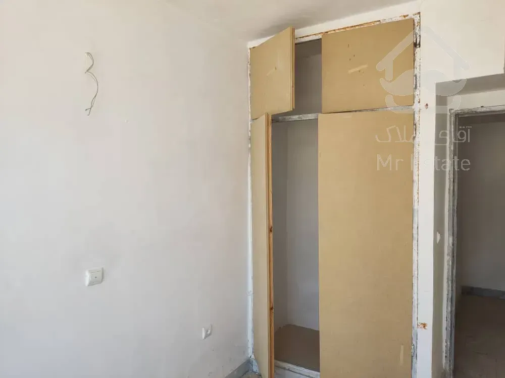 آپارتمان ۷۰ متری طبقه ۴