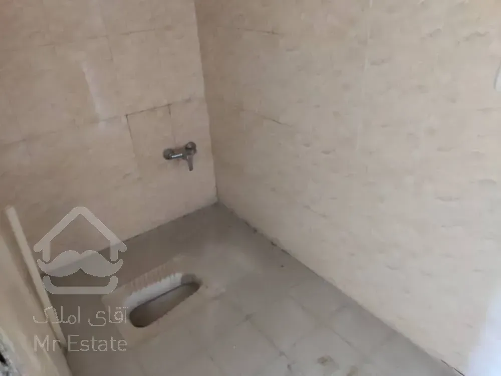 آپارتمان ۷۰ متری طبقه ۴