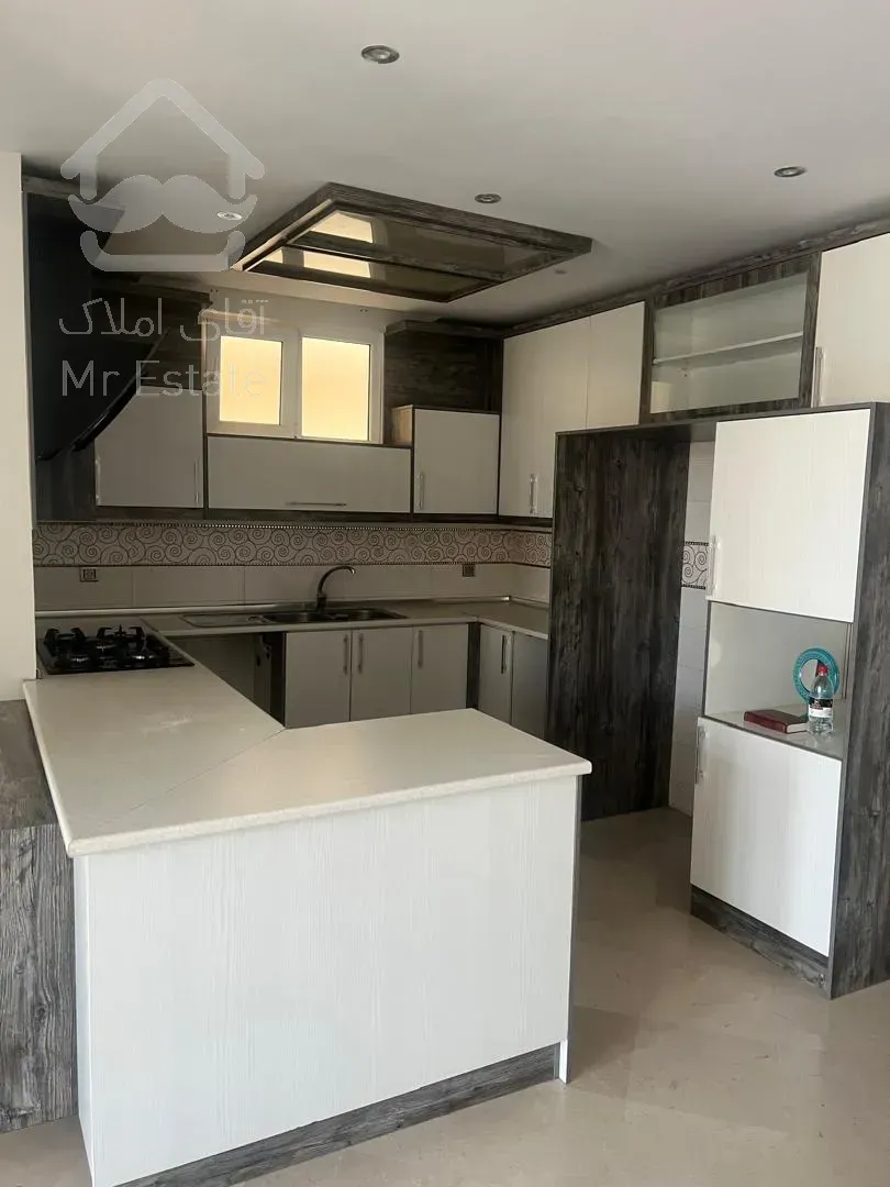 فروش آپارتمان ۹۵ متری با دو پارکینگ سندی در بلوار فردوس غرب