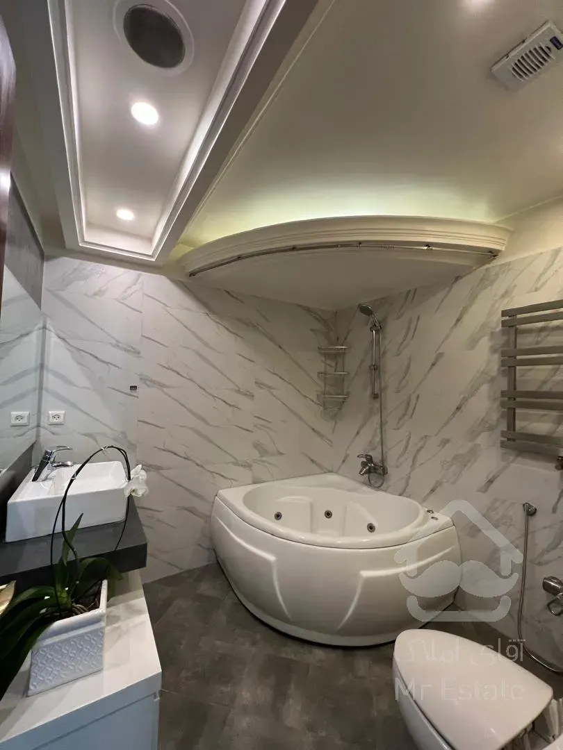 اجاره آپارتمان ۱۸۰ متری در بهترین لوکیشن فرمانیه