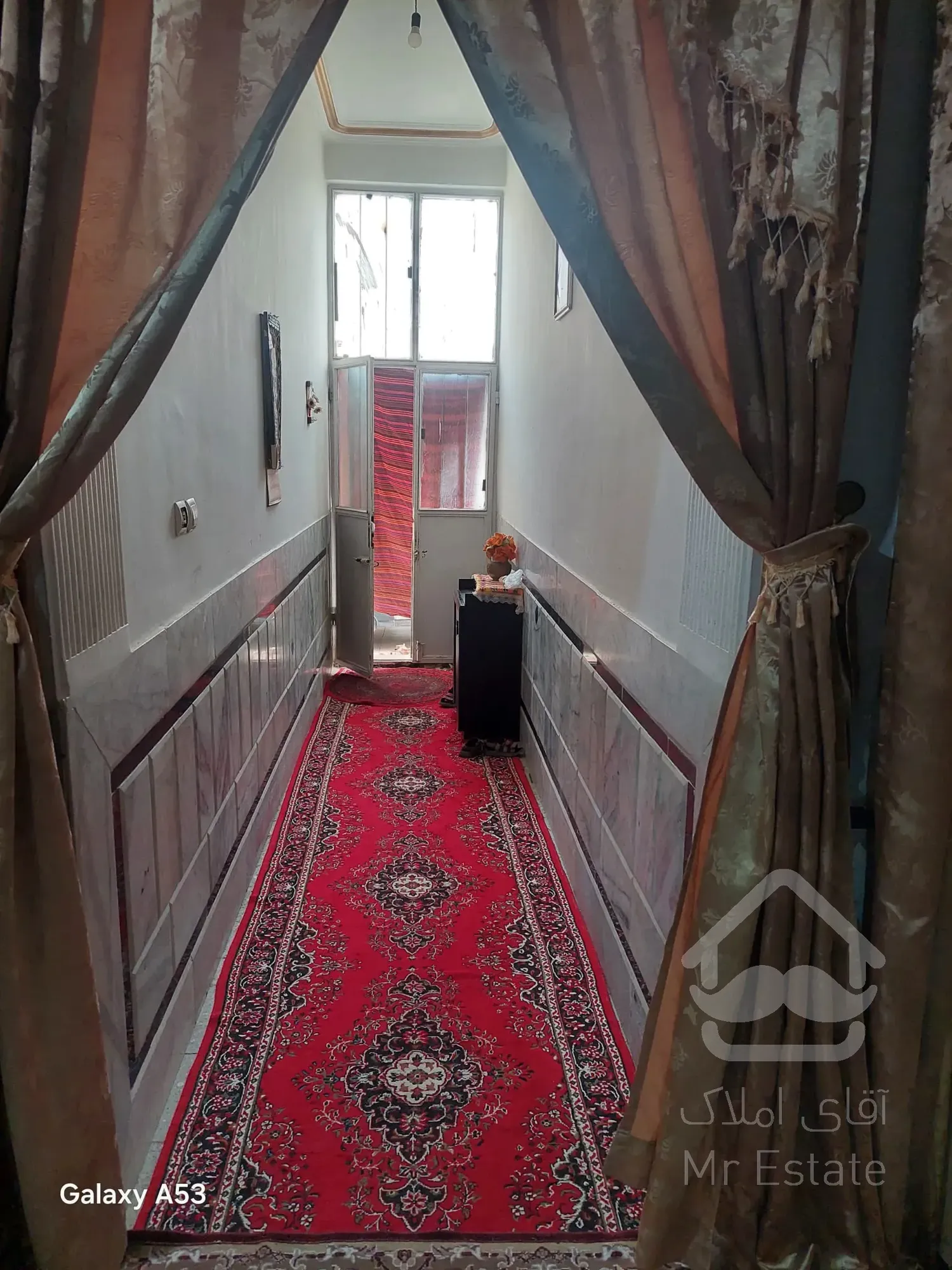 خونه ویلایی واقع در مرادقلی ۱۲ و سعدی ۱۰