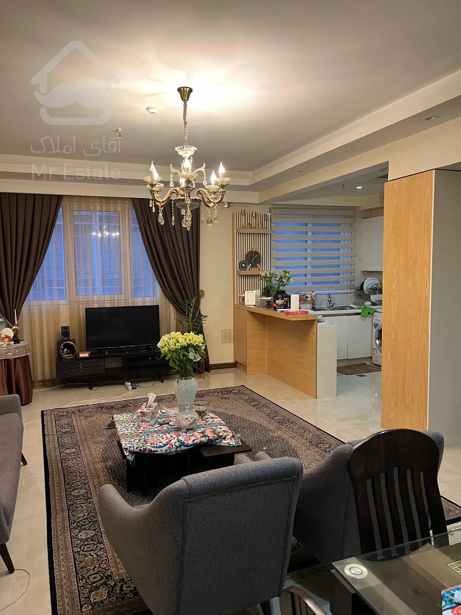 فروش آپارتمان سالن پرده خور کم سن و سال فردوس غرب