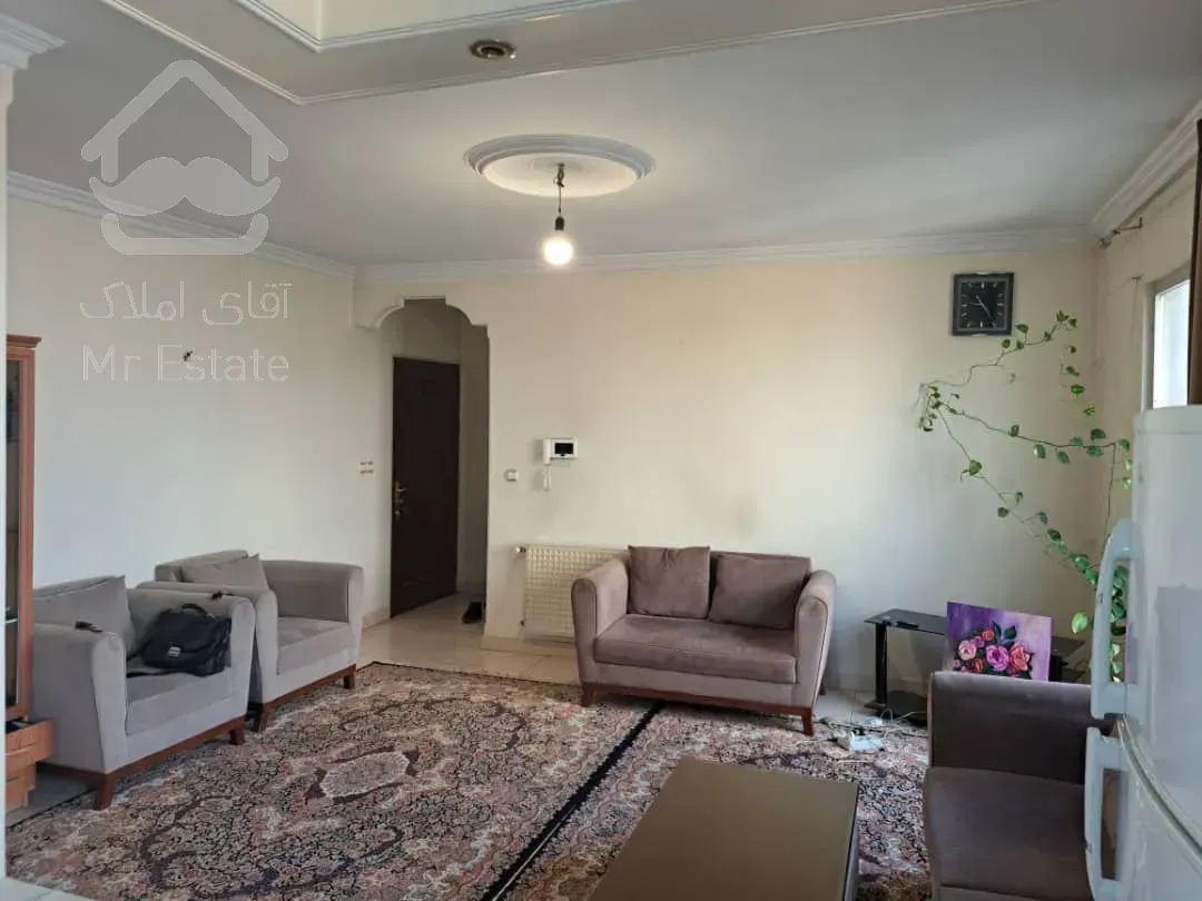 فروش آپارتمان 1 خواب سالن پرده خور زیر قیمت منطقه در بهترین لوکیشن معلم