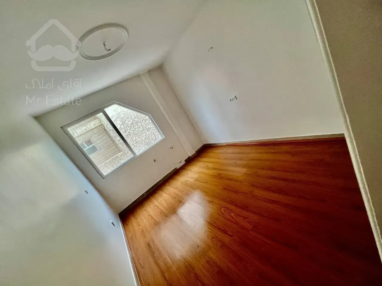 واحد ۸۰ متری بلوار فردوس تخلیه آماده باز دید