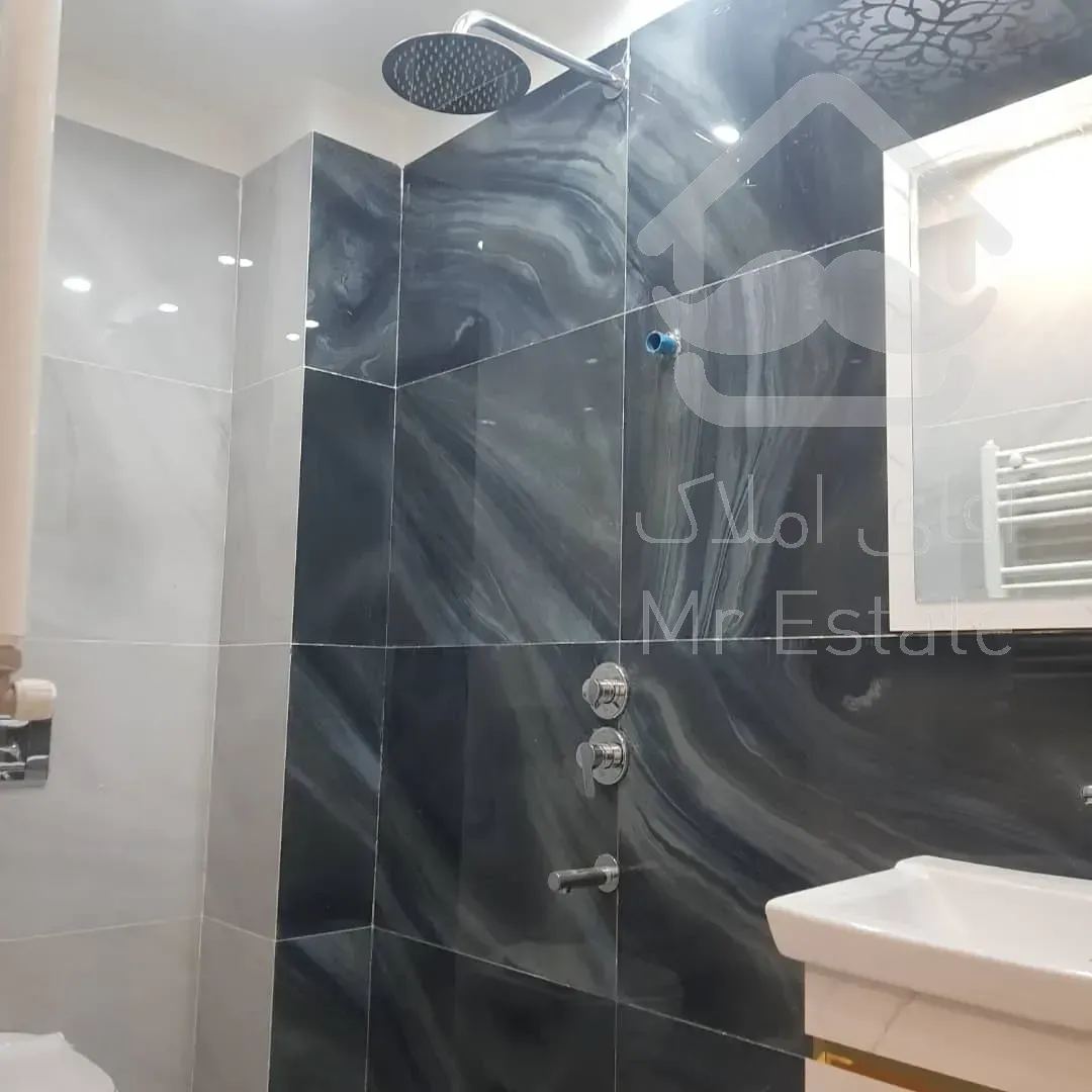 پیش فروش سهام ۱۲۰متری باامکانت عالی درقلب گردشگری چیتگر ویو ابدی