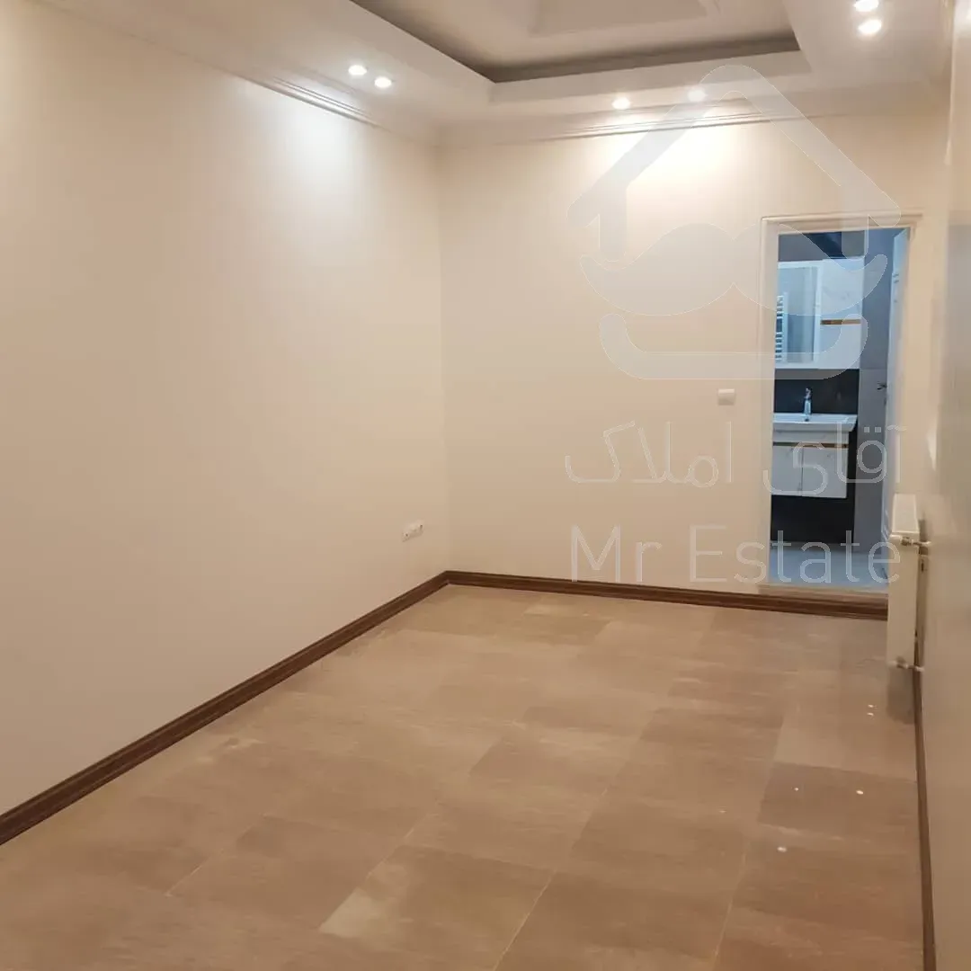 پیش فروش سهام ۱۲۰متری باامکانت عالی درقلب گردشگری چیتگر ویو ابدی