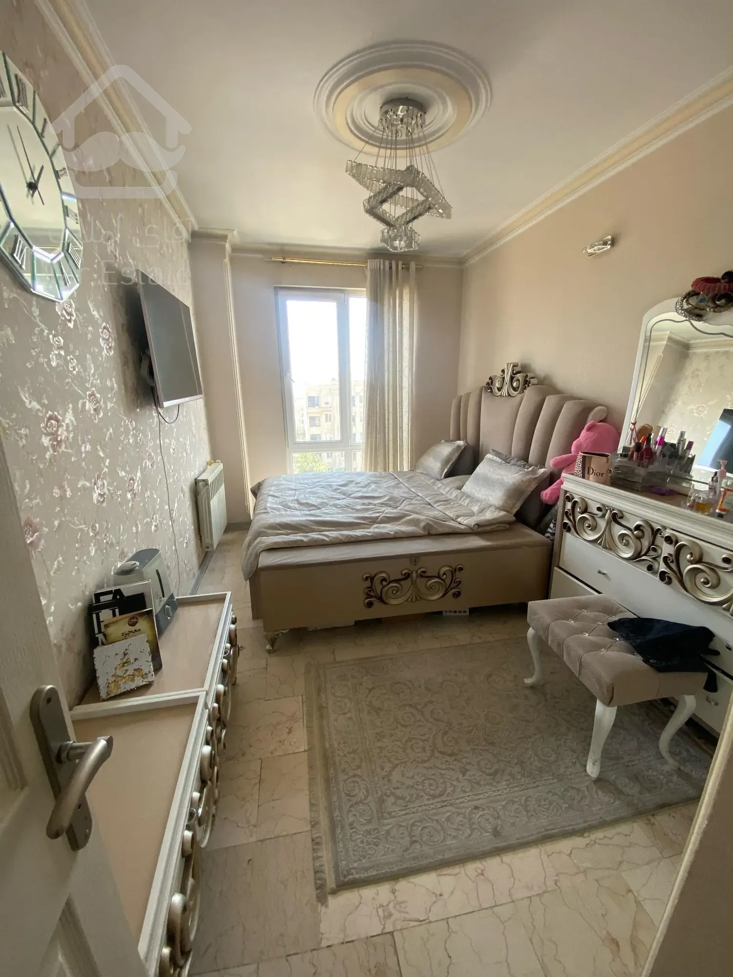 فروش آپارتمان ۸۲ متر فردوس غرب