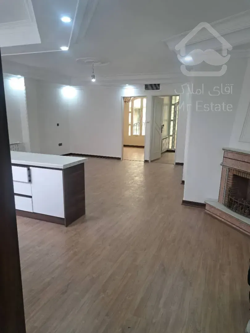 فروش اپارتمان  ۱۱۳ متر  کم واحد فول امکانات زیر قیمت