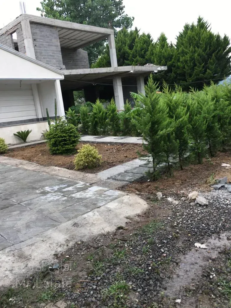 فروش زمین دارای آب و برق و گاز