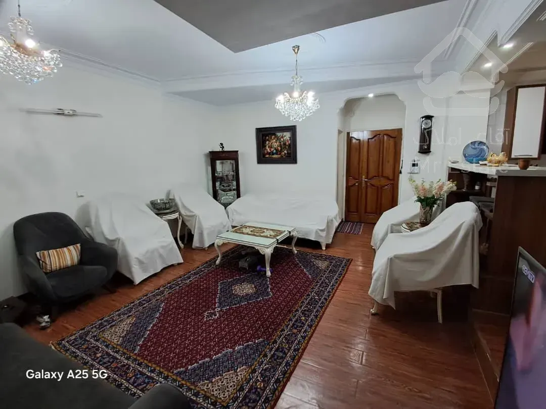 رهن آپارتمان ۸۰ متری ۲خواب سالن پرده خور بازسازی شده