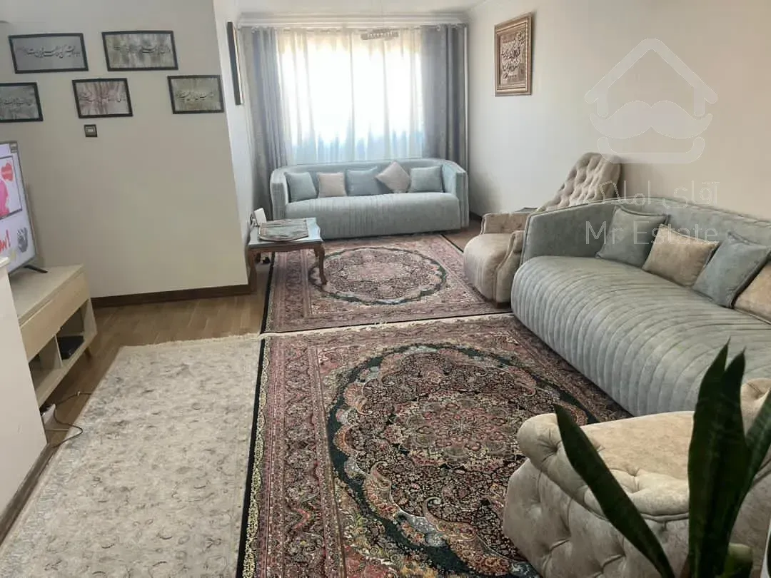 فروش آپارتمان ۱۰۵ متری در چهارباغ شرقی