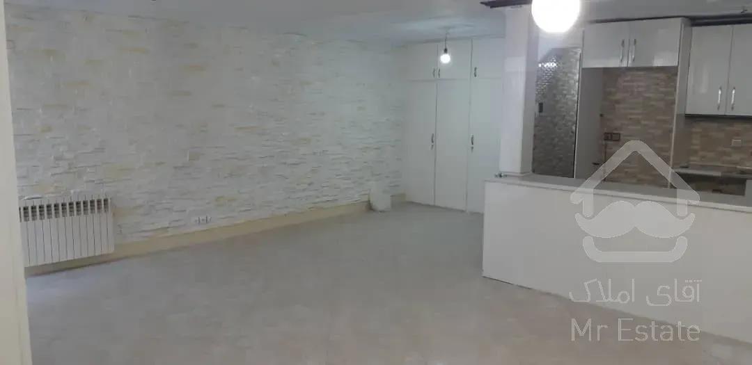 بهترین دسترسی منطقه .محیطی دنج و خوش نقشه بدون مزاحمت و سر وصدا مخصوص زوج های جوان