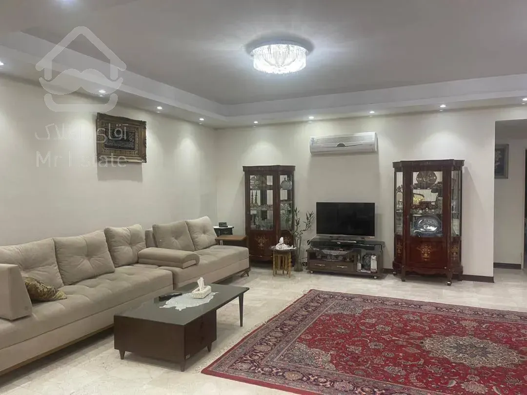 فروش آپارتمان ۱۸۵متر ۳خواب دوپارکینگه زیر قیمت بلوار کمالی