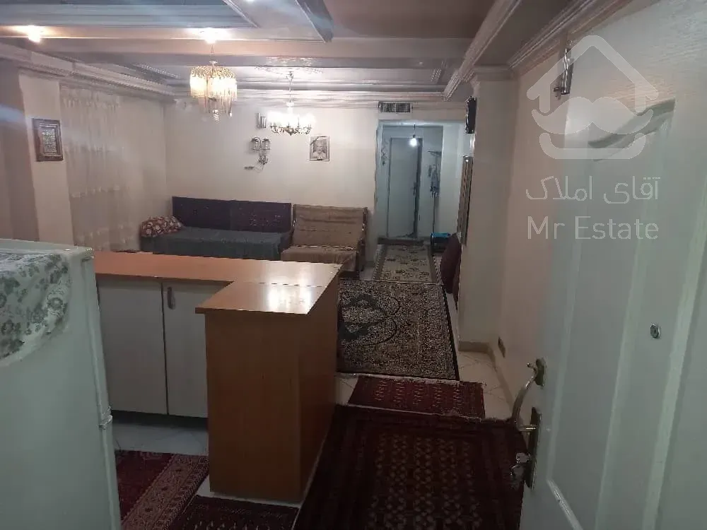 واحد فروشی طبقه اول