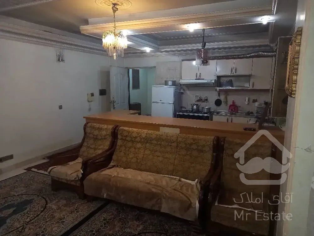 واحد فروشی طبقه اول