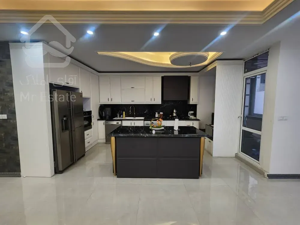 ۱۸5 متر رو به آفتاب