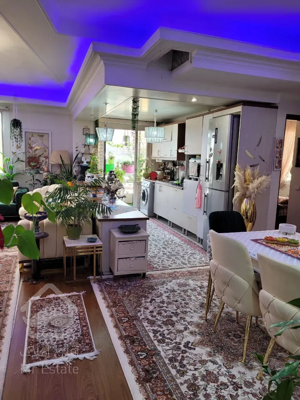 فروش آپارتمان.۸۵متری ویو ابدی همیلا برج باغ