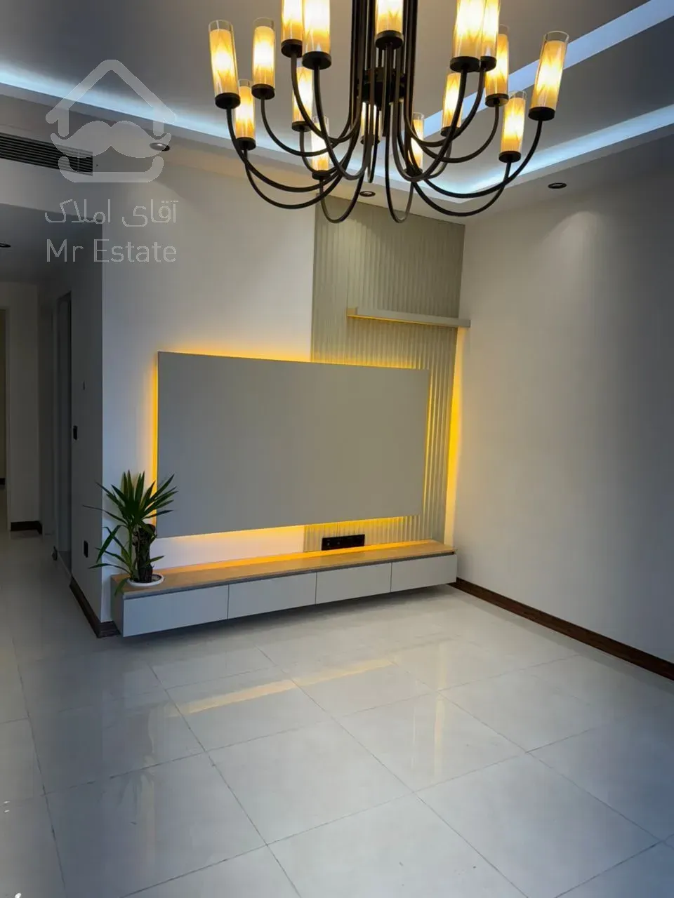 فروش ۷۰متر ۲خواب تراورتن بلوار کمالی بدون.مشابه