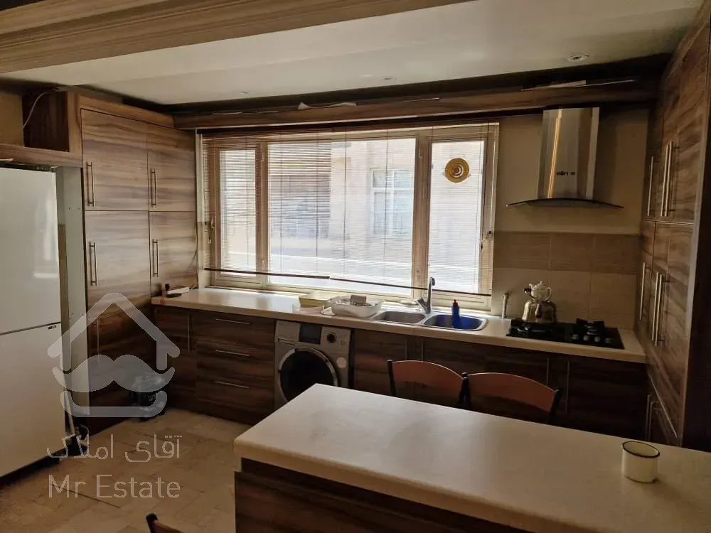 ۷۰ متر، قبا، اکازیون