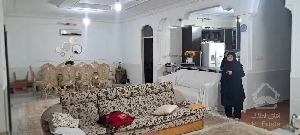 فروش ویلایی دوطبقه واقع در دانشگاه۲۳