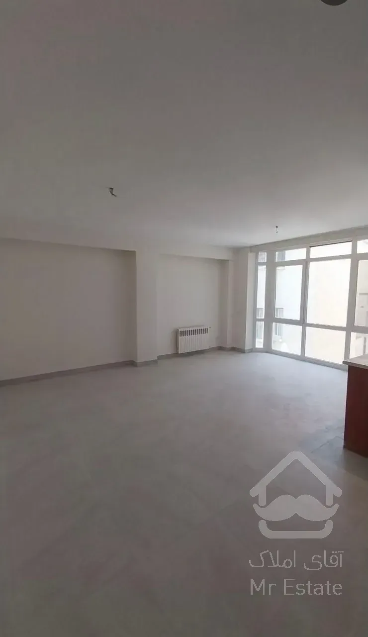 دو راهی قلهک ۱۳۵ متر ۳ خواب زیر قیمت