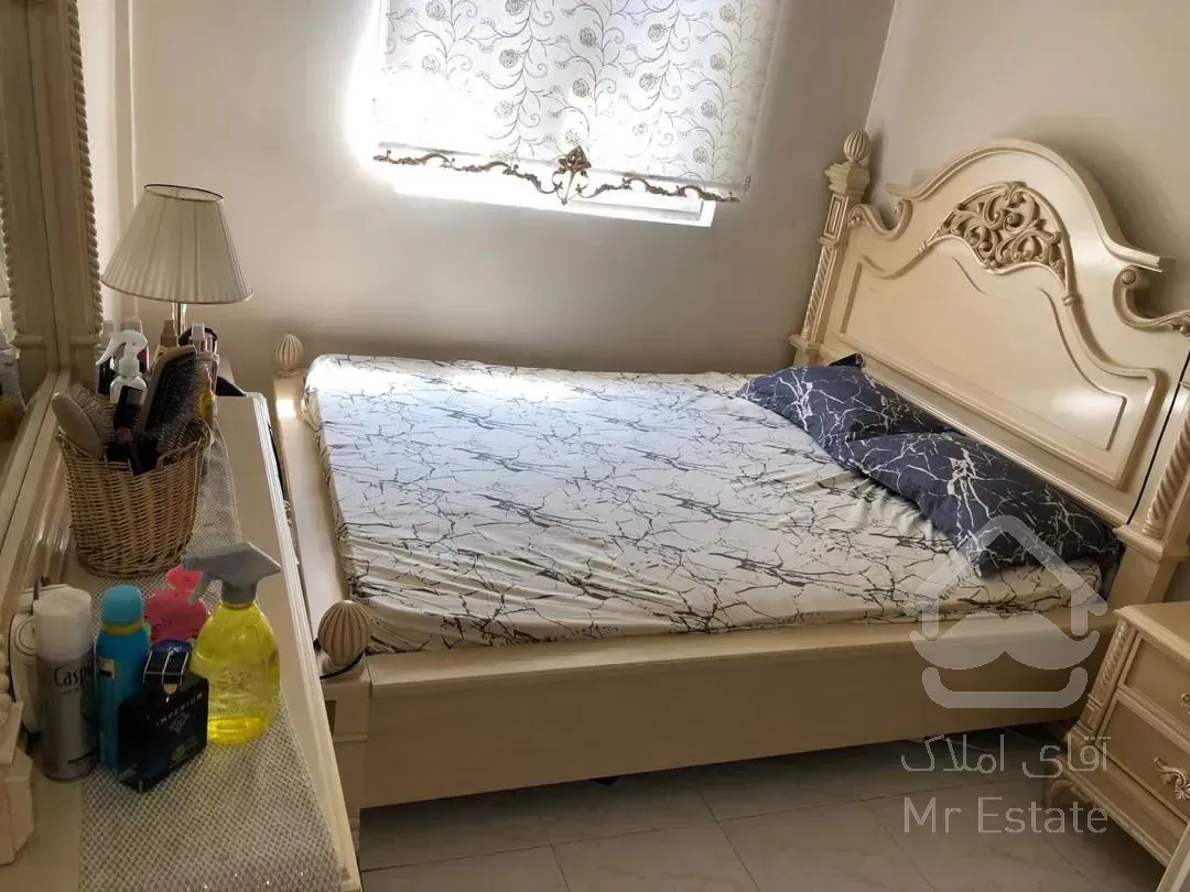 آپارتمان تک واحدی با نور عالی