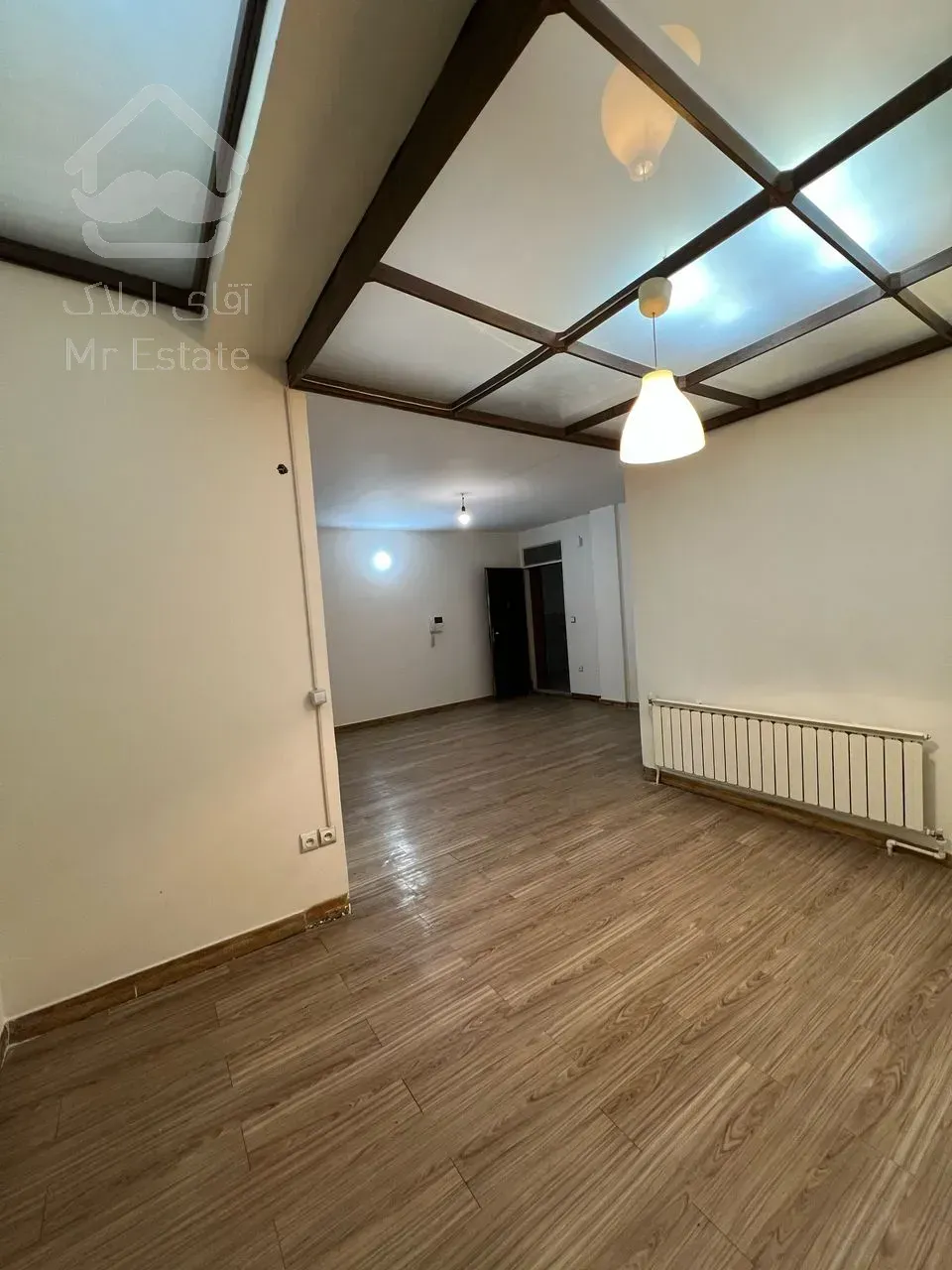 58 متر سندی روی همکف با پارکینگ لوکیشن عالی سازمان برنامه