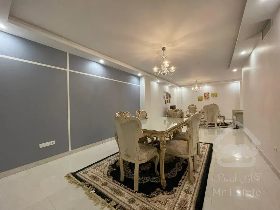 ۱۵۴ متری ۳ خواب فول امکانات (ساختمان تکی و یکجا) بسیار شیک موقعیت بسیار عالی با قیمت مناسب