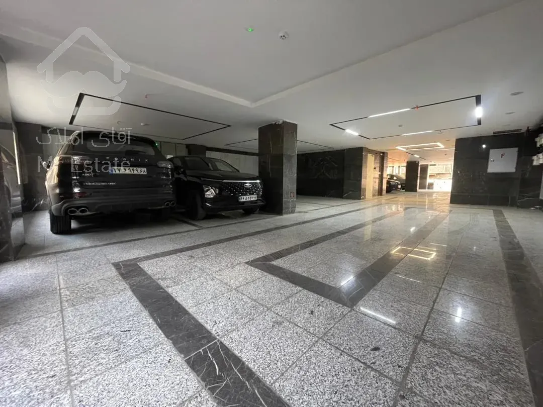 ۱۵۴ متری ۳ خواب فول امکانات (ساختمان تکی و یکجا) بسیار شیک موقعیت بسیار عالی با قیمت مناسب