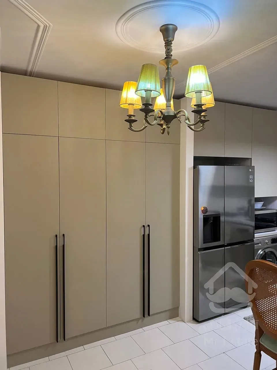 فروش آپارتمان ۵۰ متر پارکینگ دار ، سه راه طالقانی