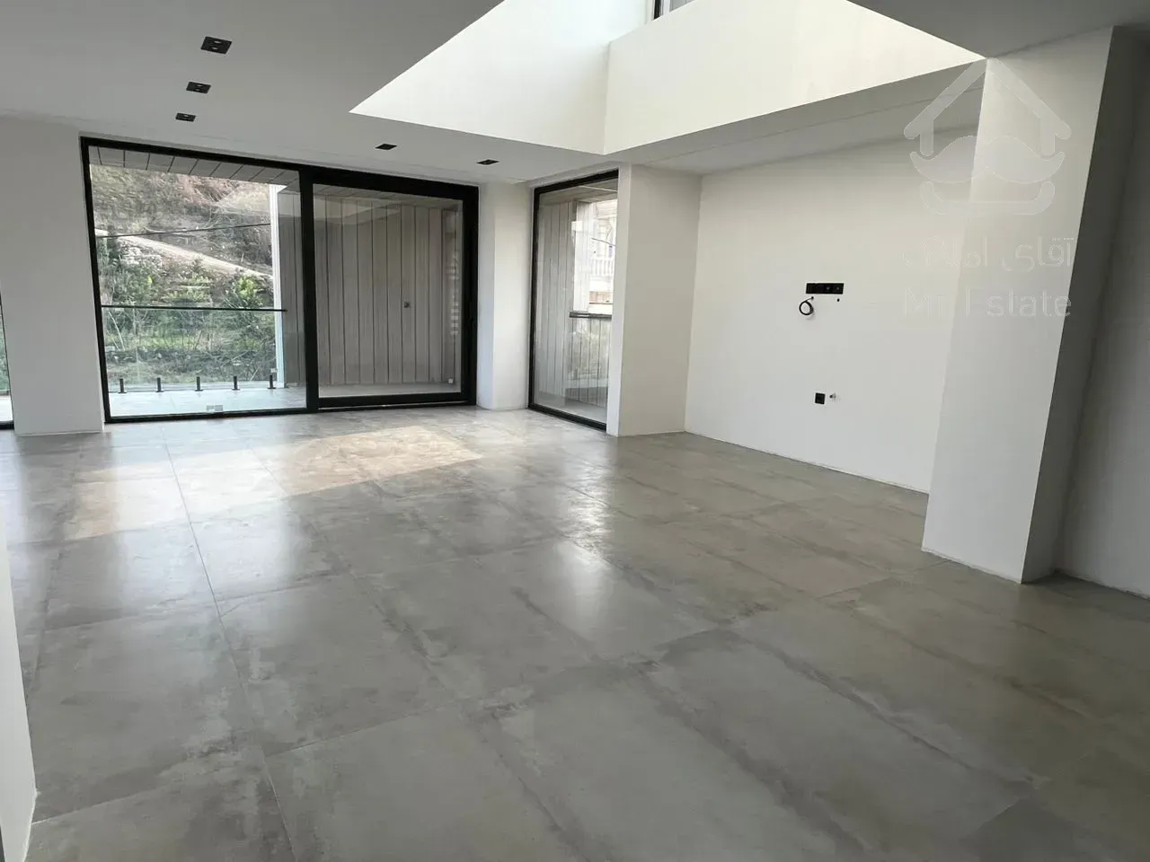 ویلا تریبلکس نما مدرن