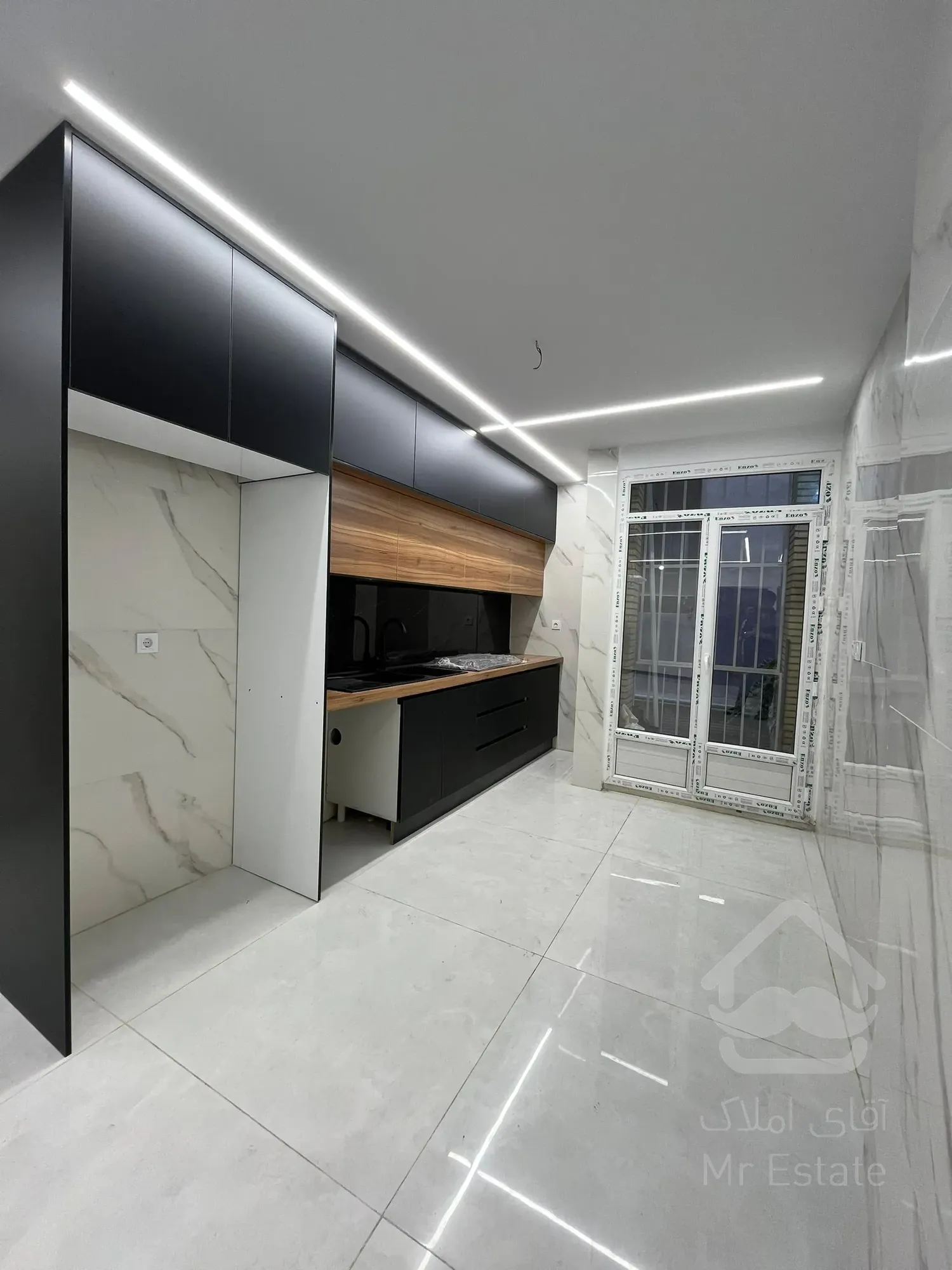 فروش آپارتمان ۶۵متری  ۲خواب  شاهین شمالی