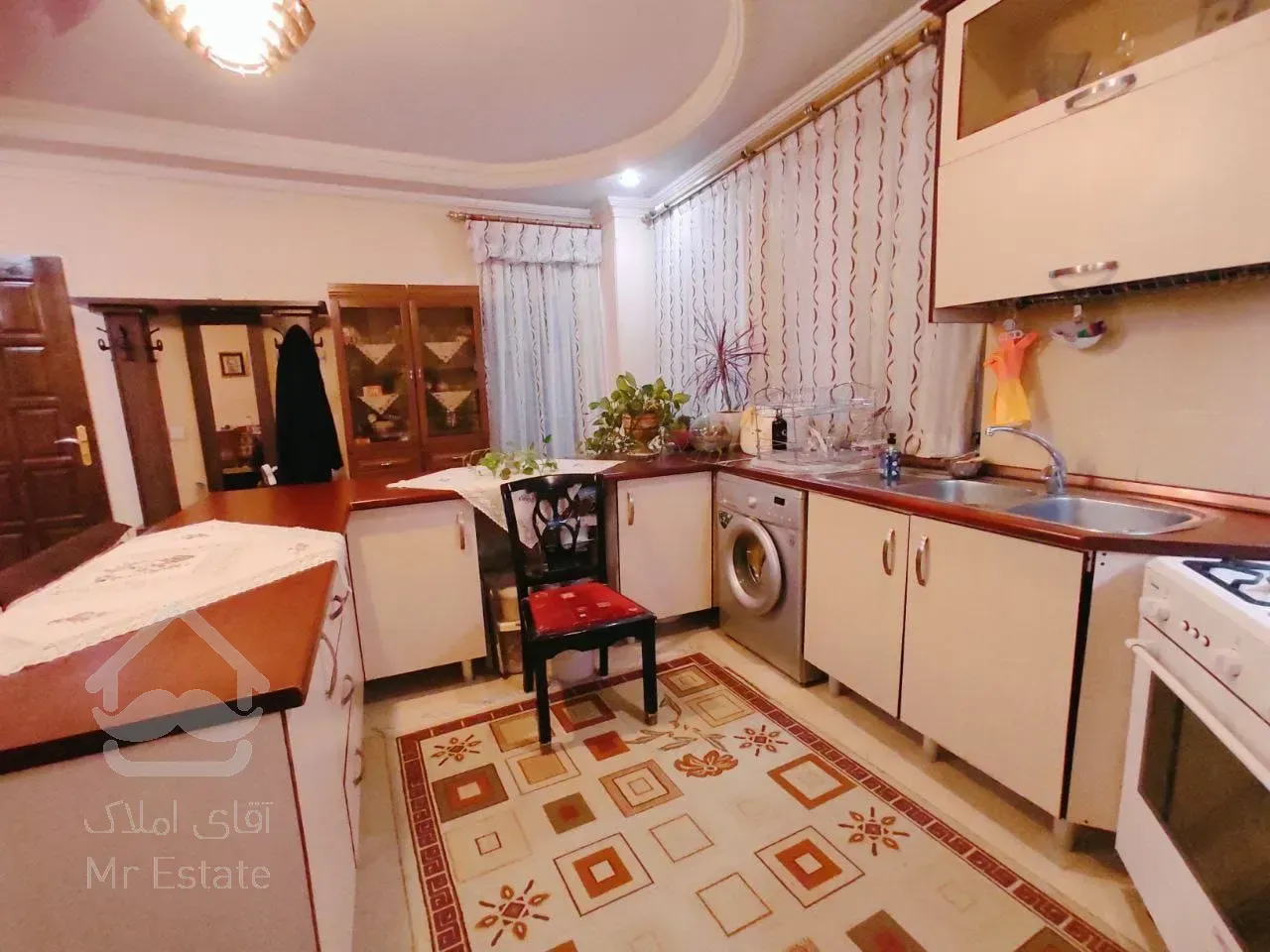 اجاره اپارتمان۱۱۰متری باغ فیض  خوش نقشه