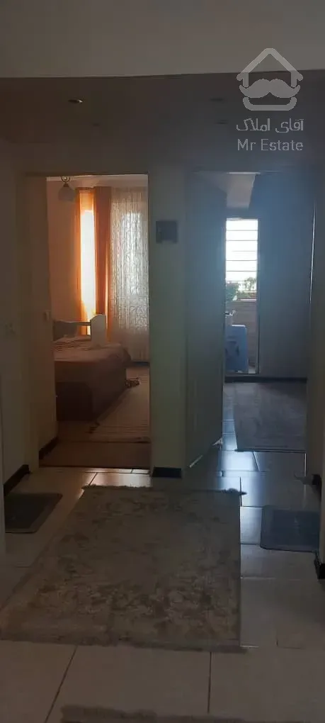 فروش اپارتمان ۸۰ متری وام دارد