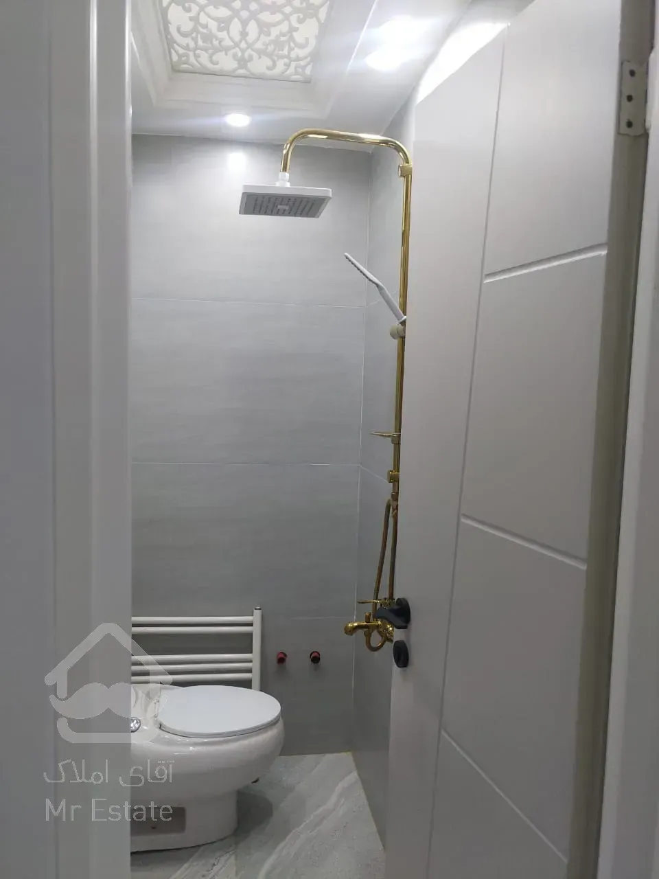 فروش اپارتمان۷۵  متر زیر قیمت سالن پرده خور نور و نقشه عالی