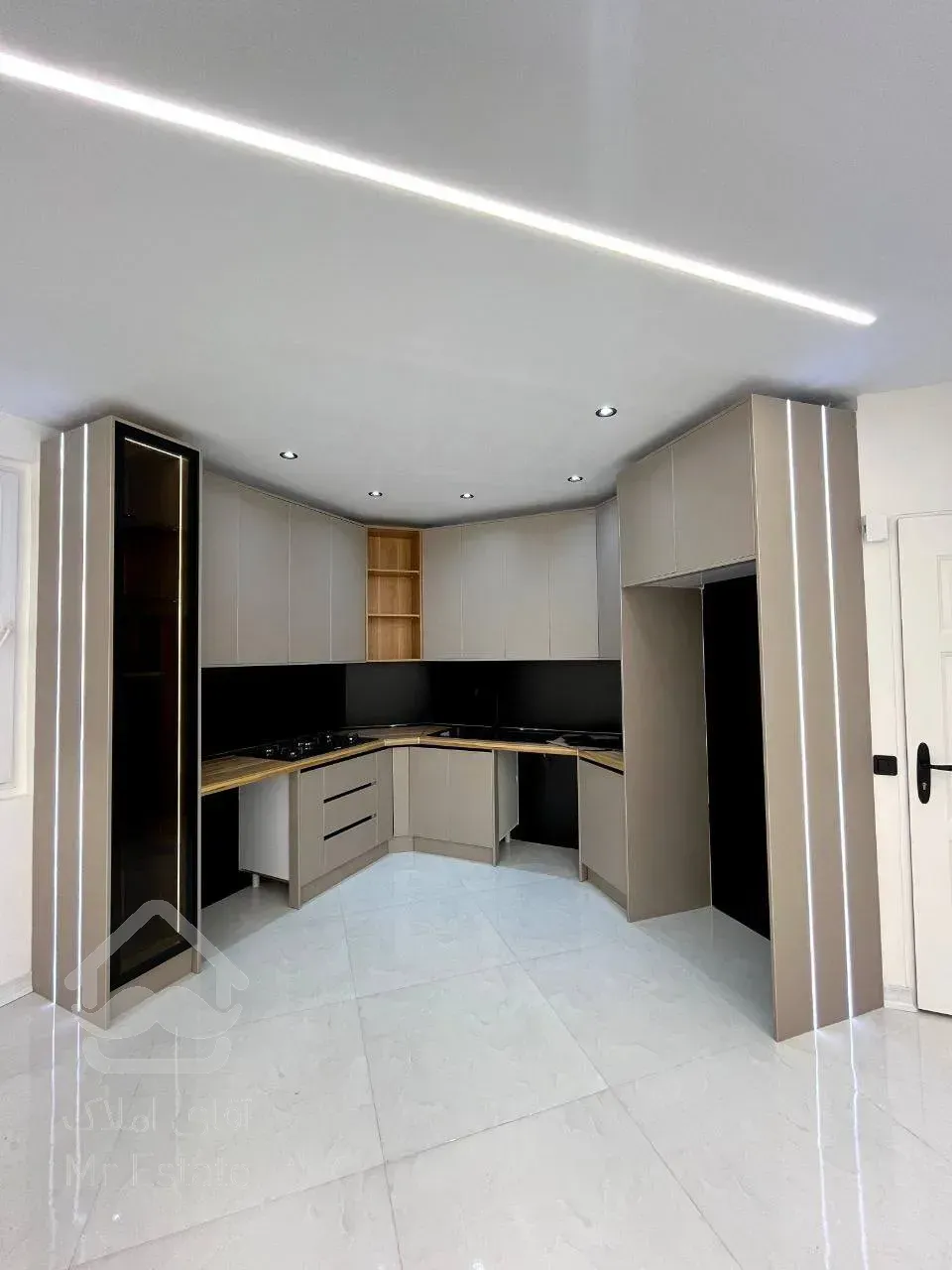 فروش اپارتمان ۶۵  متر ۲ خواب کم واحد زیر قیمت