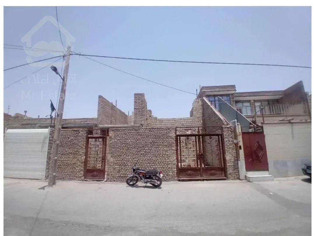فروش خانه دوطبق نیمه ساز