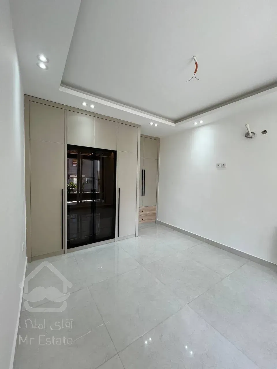 فروش ویلای دوبلکس ۲۷۵ متری در شهرک ساحل قو