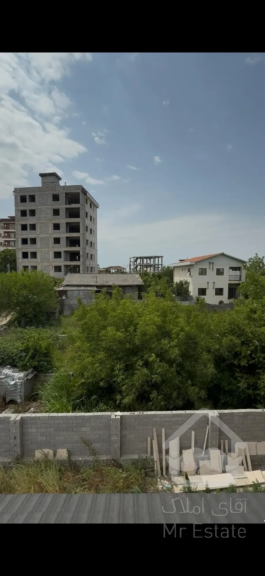 زمین دارای جواز ساخت