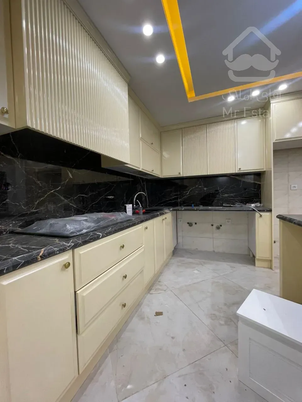 فروش اپارتمان ۱۰۷  متر زیر قیمت مشاعات لاکچری زیر قیمت