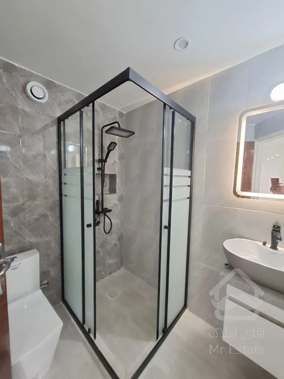 فروش اپارتمان  ۸۸ متر فول امکانات زیر قیمت