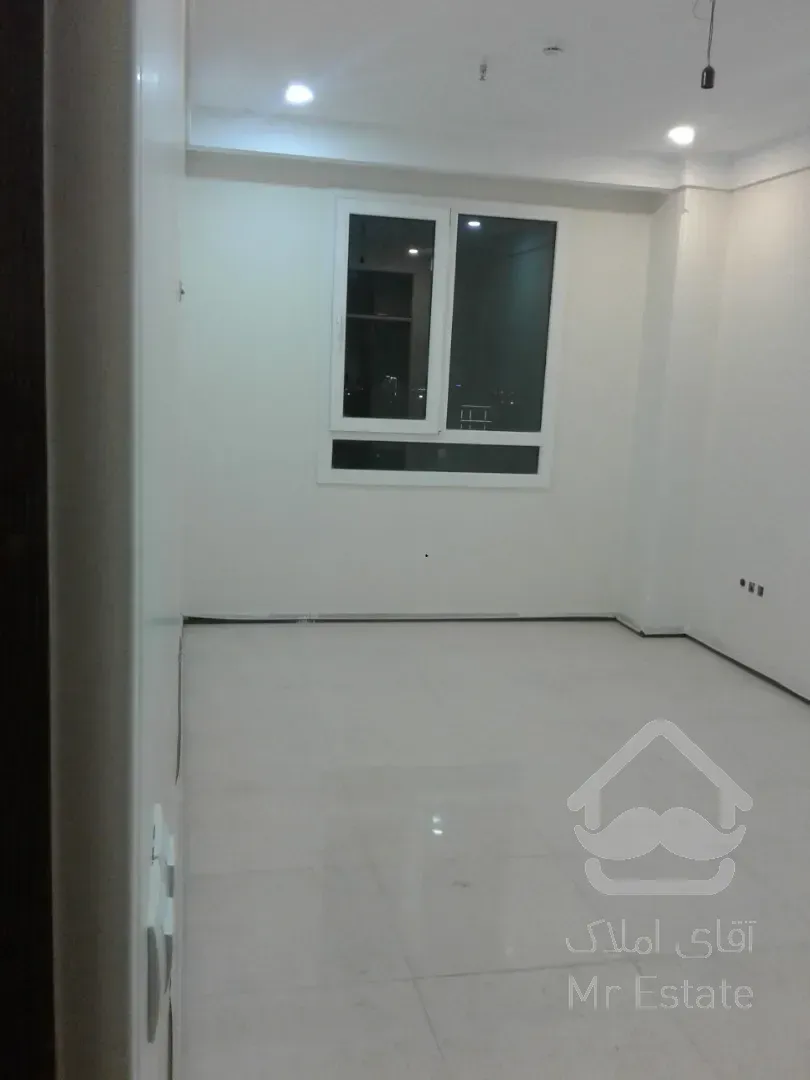 ۱۰۰مترآپارتمان موقعیت اداری براصلی میدان ملت