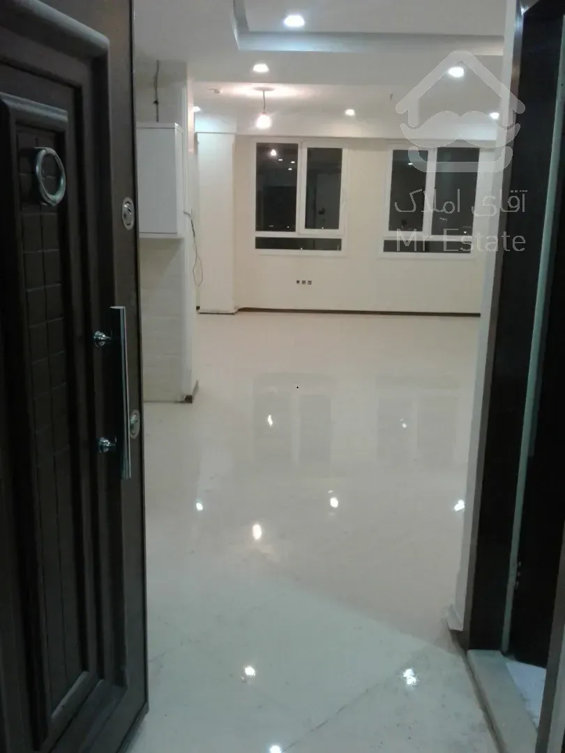 ۱۰۰مترآپارتمان موقعیت اداری براصلی میدان ملت