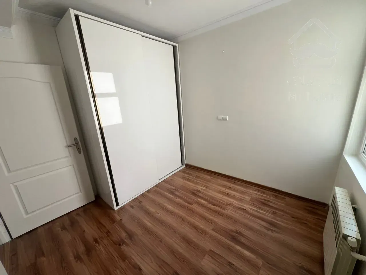 آپارتمان ۸۱ متری شهرک نفت فول امکانات بازسازی شده