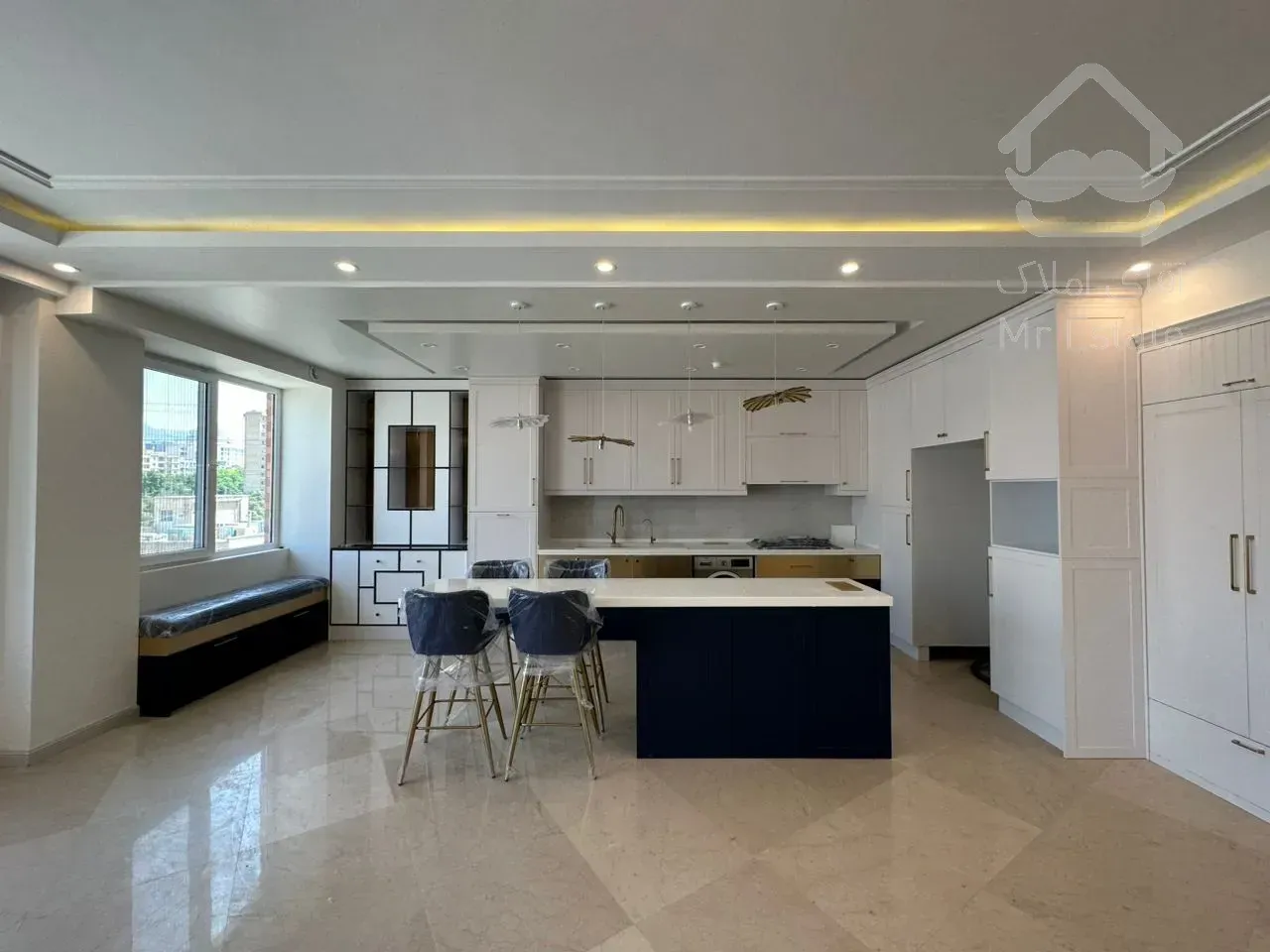 فروش آپارتمان ۳خواب تک واحدی