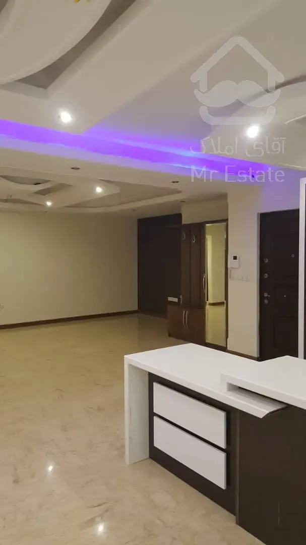 فروش اپارتمان ۹۹  متر زیر قیمت سالن پرده خور نور و نقشه عالی