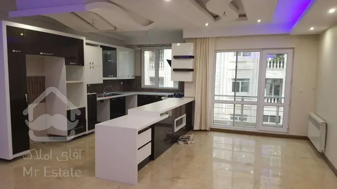 فروش اپارتمان ۹۹  متر زیر قیمت سالن پرده خور نور و نقشه عالی