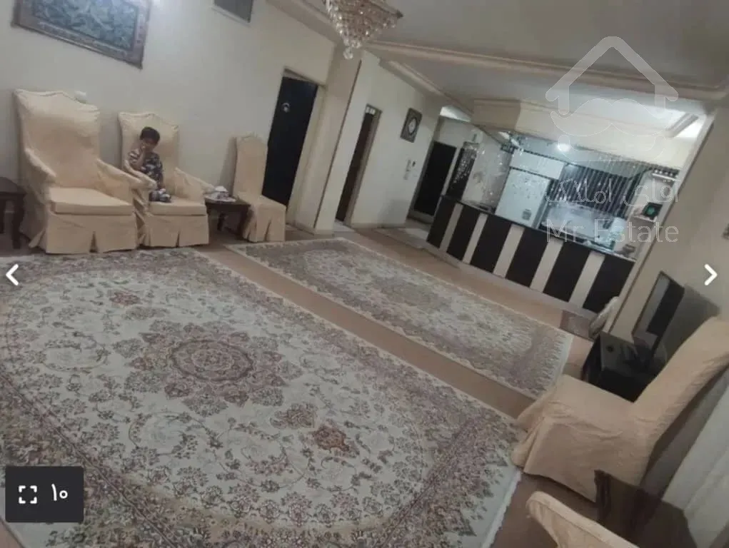 اپارتمان ۱۰۰ متری دوخواب دارای نور کافی از همه طرف و تهویه مناسب و...