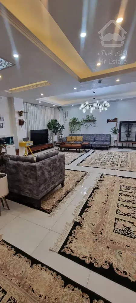 ۱۲۰ متر سالن پرده خور شمالی اکواریوم